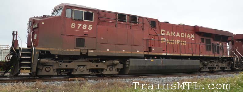 Locomotive CP8785 left side / coté gauche